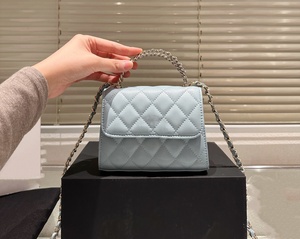 Mini Bolso Clutch <span class=keywords><strong>Kell</strong></span> con Cierre de Bloqueo, Forro de Cuero Genuino, Estilo Vintage para Dama, Impermeable, para Teléfono y Objetos Pequeños, con Asa - Product Image 3