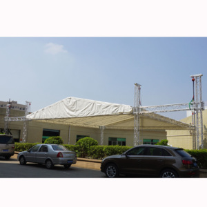 Sistema de estructura de techo para conciertos con iluminación exterior y truss de alta resistencia para escenarios. - Product Image 1