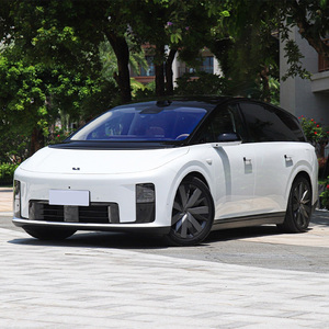 Li <span class=keywords><strong>Auto</strong></span> L8 SUV Familiare di Lusso a 6 Posti, Veicolo Elettrico a Raggio Esteso EREV AWD Intelligente con Tecnologia Avanzata in Vendita - Product Image 3