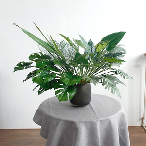 ต้นมอนสเตอร่าประดิษฐ์สีเขียวสำหรับจัดสวนและผนังสีเขียว ต้นไม้ประดิษฐ์สำหรับตกแต่งฉากหลังงานแต่งงาน - Product Image 3