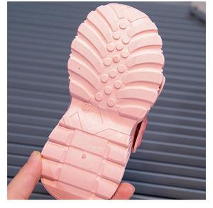 Chaussures de sport pour filles, automne 2025, nouvelles chaussures décontractées, polyvalentes, à semelle souple, chaussures de course pour filles, chaussures de football pour enfants - Product Image 4
