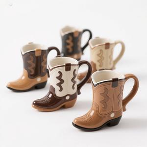 Ensemble de vaisselle en porcelaine 3D en forme de mule de dessin animé, carafes à <span class=keywords><strong>lait</strong></span> <span class=keywords><strong>d</strong></span>écoratives en céramique, 5 pièces, 3,5x3 pouces, cadeau de vaisselle fantaisie - Product Image 2