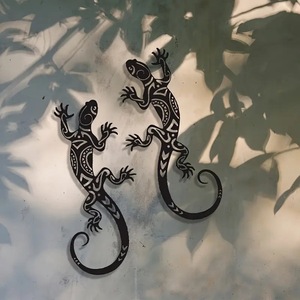 Art déco moderne, artisanat en fer forgé, 2 silhouettes de gecko en métal, base en toile, sculpture murale, décoration de cour, multi-pièces - Product Image 4