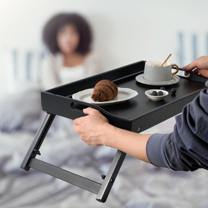 Mesa Plegable Impermeable y Ecológica de Bambú para Cama con Asas, Bandeja Multifuncional para Portátil y Desayuno - Product Image 1