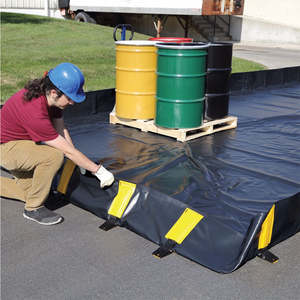 Bermes de confinement pliables en PVC résistant à l'huile écologique - Product Image 1