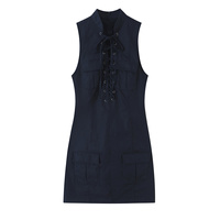 Nouvelle robe mini décontractée et élégante pour femme 2026, style rétro chic sans manches avec bandes croisées décoratives.