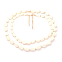 Collier ras du cou vintage tribal multicouche en perles, résine mate bicolore bordeaux et olive, collier épais irrégulier en résine