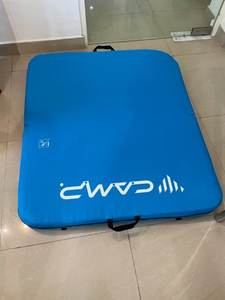 Crash-Tela de poliéster recubierta de PU con esquinas de espuma de tres capas con cuero de PVC e Hypalon, x 100cm x 11cm. - Product Image 5