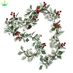 <span class=keywords><strong>Guirlande</strong></span> <span class=keywords><strong>de</strong></span> Noël artificielle <span class=keywords><strong>de</strong></span> baies rouges avec des feuilles blanches <span class=keywords><strong>guirlande</strong></span> <span class=keywords><strong>de</strong></span> vigne suspendue vacances d'hiver <span class=keywords><strong>de</strong></span> Noël nouvel an décor <span class=keywords><strong>de</strong></span> cadre <span class=keywords><strong>de</strong></span> <span class=keywords><strong>cheminée</strong></span> - Product Image 3