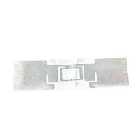 Étiquette de véhicule RFID UHF à longue portée étiquette et étiquettes adhésives étanches et durables pour l'identification de voiture par temps violent