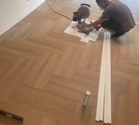 Suelo Vinílico SPC Impermeable de 4-6 mm, Sistema de Clic, Ecológico, para Uso Residencial y Comercial
