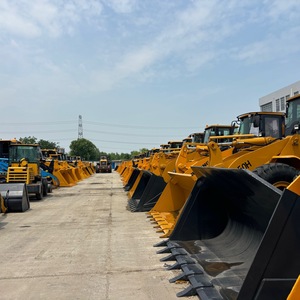 Bulldozer de cadenas Shantui SD32, maquinaria de movimiento de tierras de 160 toneladas, capacidad de cucharón de 5m, amarillo, uso general - Product Image 3