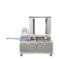 Machine d'agencement de plateaux entièrement automatique à grande vitesse, chargeur de plateaux en acier inoxydable pour l'agencement de gâteaux de lune, biscuits, raviolis, pâtisseries et pains