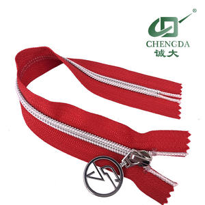 CHENGDA NO.5 Nylon Zipper Long Chain 5 # Coil zipper bonne qualité et prix compétitif inférieur à 3USD par KG - Product Image 4