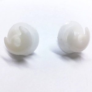 51411973500 99950758240 51418161527 Clips de plástico para coche para <span class=keywords><strong>BMW</strong></span> <span class=keywords><strong>X50</strong></span> E34 E36 E38 E39 E46 E70 Z3 accesorios de coche - Product Image 2