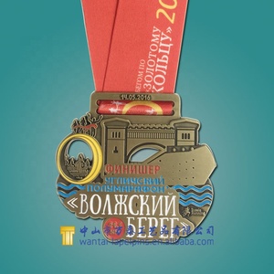 Mode großhandel individuelle hight polnischen gold überzug award 2,5 zoll college medaille - Product Image 5