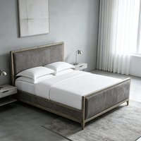 Lit de chambre à coucher en bois massif de luxe avec panneau en cuir et pied de lit, design moderne aux détails raffinés, confortable