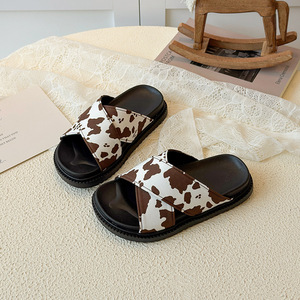 Sandali Estivi Nuovi 2026 per Bambine Stile Coreano con Stampa Leopardata/Zebra, Ciabatte Slip-On con Suola in Tendine di Manzo - Product Image 3
