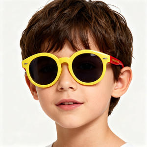 Gafas de Sol para Niños Conchen, UV400, Marco de Silicona, Lentes Polarizadas Redondas, Unisex, Protección Solar, Estilo para Viajes y Conducción - Product Image 3