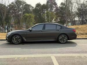 JX Auto para <span class=keywords><strong>BMW</strong></span> M760 Li, AUTO USADO, Sedán Ejecutivo de Lujo para Entradas de Gala y Dominación en la Autobahn, Potencia Inigualable - Product Image 2