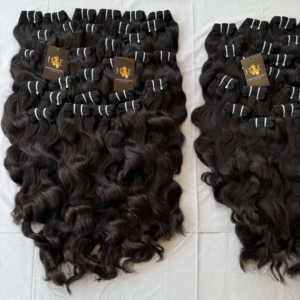 Vente en gros d'extensions de cheveux humains indiens blonds droits non transformés, paquets de vendeur naturels bruts avec alignement des cuticules - Product Image 1