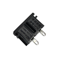 Prise d'alimentation industrielle 7A 125V IEC C8 2 broches en cuivre et nylon avec prise mâle pour usage domestique