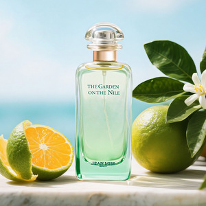 Parfum The Garden On The Nile EDT 100ml, senteur fraîche et naturelle de lotus vert, longue tenue, fragrance féminine pour tous les jours et les rendez-vous. - Product Image 3