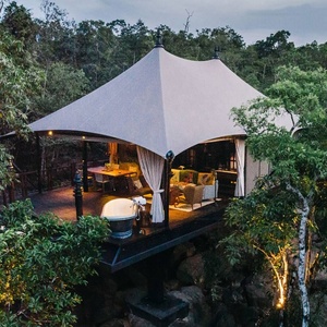 Индивидуальная стальная каркасная курортная палатка с алюминиевыми раздвижными окнами для прибрежных эко-лоджей на заказ роскошная палатка с двумя спальнями вилла - Product Image 1