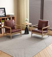 Fauteuil de salon confortable en bois d'hévéa avec accoudoirs gravés, chaise de jeu de société résistante aux rayures, chaise Hank