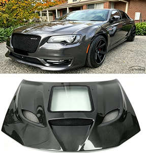 Vente d'usine - Pièces de carrosserie - Couvercle de moteur en fibre de carbone véritable pour <span class=keywords><strong>Chrysler</strong></span> <span class=keywords><strong>300</strong></span> <span class=keywords><strong>SRT8</strong></span> 2012-2024 - Capot - Nouveau style - Vente en gros de pièces automobiles - Product Image 1