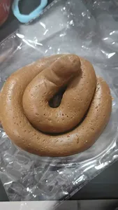 Divertido Juguete de Caca Falsa para Apretar, Suave de TPR, Realista, Novedoso Juguete de Broma para Juegos de Chistes - Product Image 6