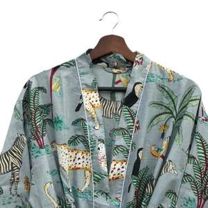 Kimono Elegante de Algodón para Mujer, Tallas Grandes, Estampado Floral Hecho a Mano, Ropa de Estar por Casa, Disponible a Precio de Mayoreo - Product Image 2