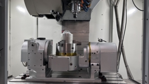 VMC 1160 Lớn Phay Gia Công Trung Tâm 4/5 Trục VMC Máy Với Nhôm <span class=keywords><strong>CNC</strong></span> Điều Khiển <span class=keywords><strong>CNC</strong></span> VMC Trung Tâm Máy - Product Image 4