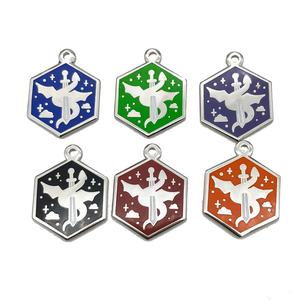 Özelleştirilmiş Çinko Alaşımı Tasarım Yumuşak Mineli Gümüş Metal Yumuşak Mineli Bileklik Takıları - Product Image 6