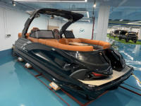 Bateau ponton de luxe 2025 de 6 m en aluminium, super résistant à la corrosion, avec moteur hors-bord, idéal pour les loisirs et les croisières en famille
