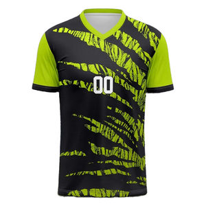 Camiseta de Fútbol de Alta Calidad Personalizada por Sublimación, Talla para Hombre, Color Negro con Logotipo de Diseño Personalizado, Impresión por Sublimación - Product Image 2