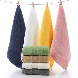 Set di Asciugamani Personalizzati di Lusso per Hotel: Viso, Mani, <span class=keywords><strong>Bagno</strong></span> e <span class=keywords><strong>Spiaggia</strong></span> - Product Image 2