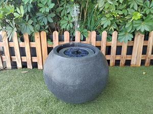 <span class=keywords><strong>Fontaine</strong></span> d'eau <span class=keywords><strong>solaire</strong></span> d'extérieur avec lumières LED colorées, décoration de jardin <span class=keywords><strong>zen</strong></span> moderne, durable et résistante aux intempéries - Product Image 2