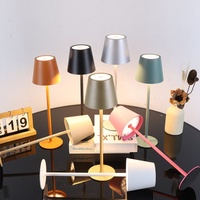 Lámpara de Mesa LED de Decoración Italiana de Alta Gama, Lámpara de Mesa de Alta Calidad para Decoración de Sala de Estar de Hotel o Villa