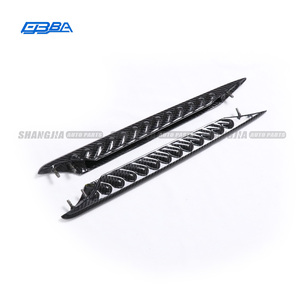 ช่องระบายอากาศทำจากวัสดุคาร์บอนไฟเบอร์สำหรับรถ Aston Martin DB11 HY53-280B63-AA OE - Product Image 1