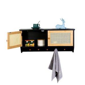 Estante de Pared Contemporáneo de Bambú de Tres Niveles con Ganchos Multifuncionales, Acabado en Laca Negra para Baño y Cocina - Product Image 1