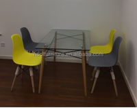2024 Table en verre trempé de mode Simplicité Table en verre trempé avec dessus de table en verre de 10mm et pieds en bois de hêtre
