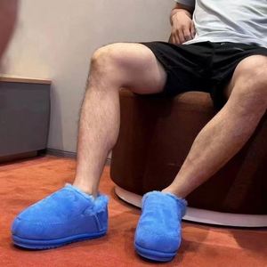 Bottes de neige unisexes à semelle épaisse, design tendance 2026, avec semelle intermédiaire en peau de mouton, doublure en fourrure, chaudes, douces, en laine et cachemire, bottines à la cheville - Product Image 4