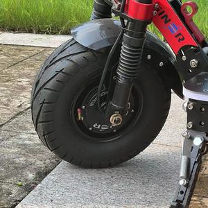 Trottinette électrique à deux roues, modèle le plus vendu, avec contrôle par application, double moteur 8000W 10000W, batterie lithium 72V 40AH 60AH 80AH 100AH, roues de 13 et 14 pouces - Product Image 4