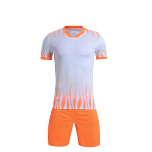 Conjunto de uniforme de fútbol con logo imprimible, de secado rápido, transpirable, para adultos, para entrenamiento deportivo. - Product Image 3