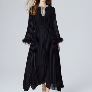 Robe élégante pour femmes Automne Nouvelle Collection Diamant clouté Col Rond Manches <span class=keywords><strong>Poilue</strong></span> Plissée Lâche Longue Robe - Product Image 6