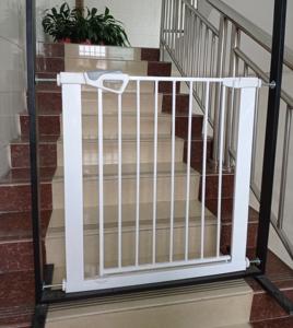 Barrière d'escalier à usage simple pour bébé Barrière de sécurité pour bébé Barrière d'escalier en métal Barrière de sécurité pour bébé pour enfants - Product Image 6