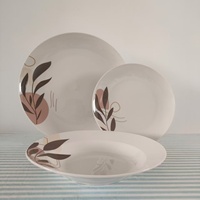 Service de vaisselle en céramique à motifs floraux modernes de luxe, assiettes en porcelaine pour mariage ou restaurant pour mariage ou service