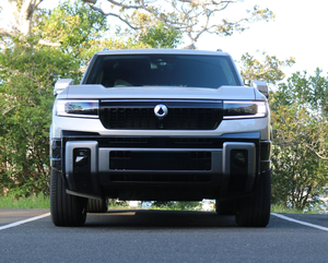 รถยนต์ BYD DENZA B8 ปี 2026 พวงมาลัยขวา ระบบปลั๊กอินไฮบริด (PHEV) รถ SUV ใหม่ 6 ที่นั่ง รุ่นใหม่ล่าสุด ขับเคลื่อน 4 ล้อ สำหรับขับขี่ออฟโรด พร้อมระบบขับขี่อัจฉริยะ - Product Image 3