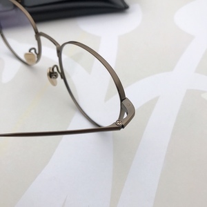กรอบแว่นตาไทเทเนียมบริสุทธิ์คุณภาพสูง รุ่น Chord <span class=keywords><strong>C</strong></span> สำหรับผู้ชายและผู้หญิง - Product Image 6